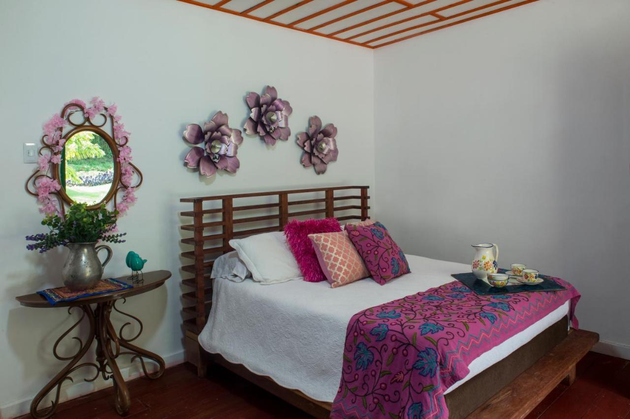 Hacienda Charrascal Coffe Farm Apartment มานิซาเลส ภายนอก รูปภาพ