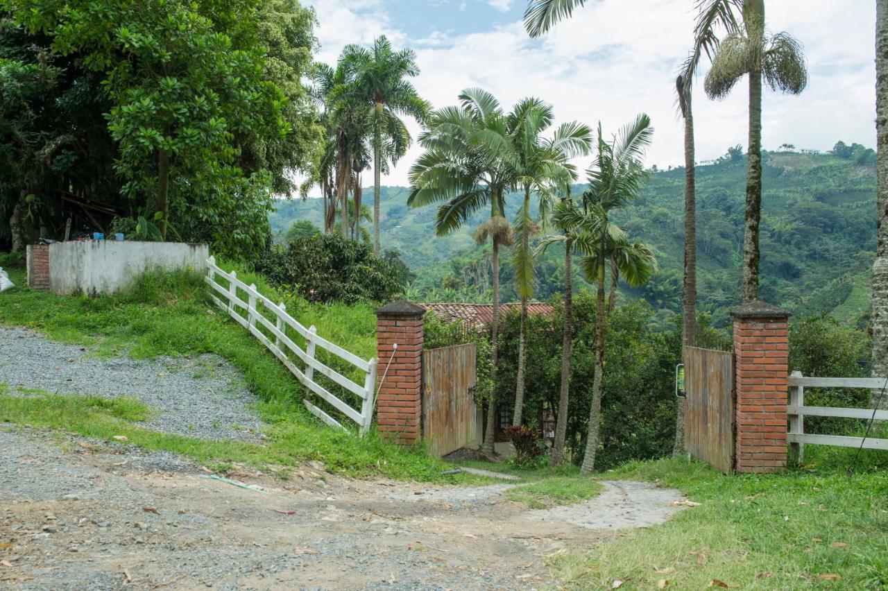 Hacienda Charrascal Coffe Farm Apartment มานิซาเลส ภายนอก รูปภาพ