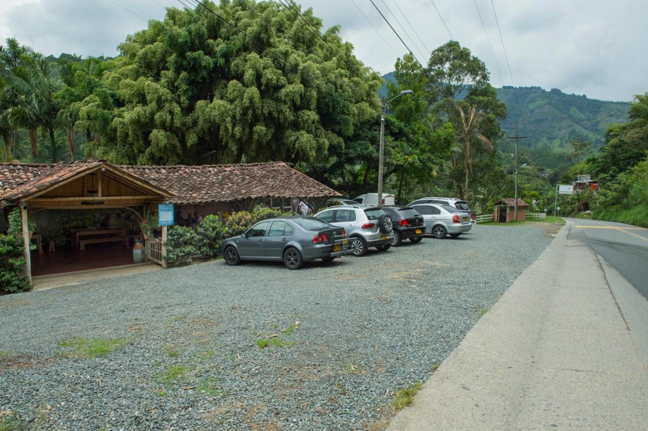 Hacienda Charrascal Coffe Farm Apartment มานิซาเลส ภายนอก รูปภาพ